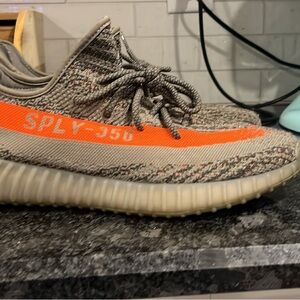 Adidas Yeezy Boost 350 V2 - Orange Stripe